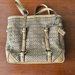 Coach logo brown tote